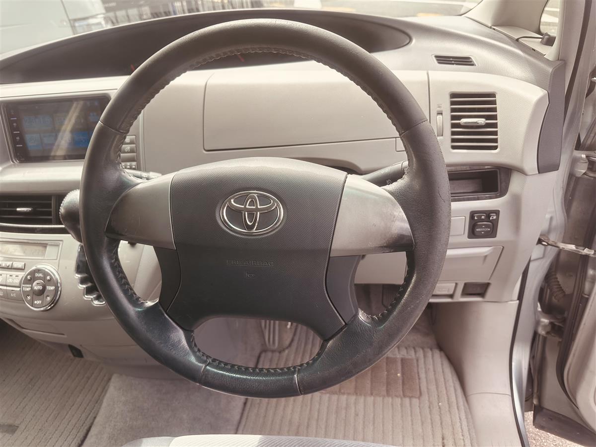 2007 Toyota Estima AERAS V6 Van Automatic, 7 seats, Petrol, 3,500 cc, 187,500 km
