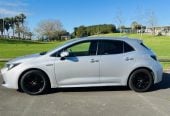 2018 Toyota Corolla HYBRID SPORT CRUISE CONTROL Hatchback Automatic, 5 seats, Silver, Hybrid, 1,800 cc, 33,961 km