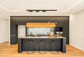 786m2 section, 2 kitchens, 355m2 Brandnew 7 beds (1 ensuite) 4 baths house with double garage and 3 beds granny, move-in ready, Central air conditioning system upstairs, Separate heat pump downstairs, Underfloor heating in all bathrooms, 10 Saw Lane Swanson, Auckland