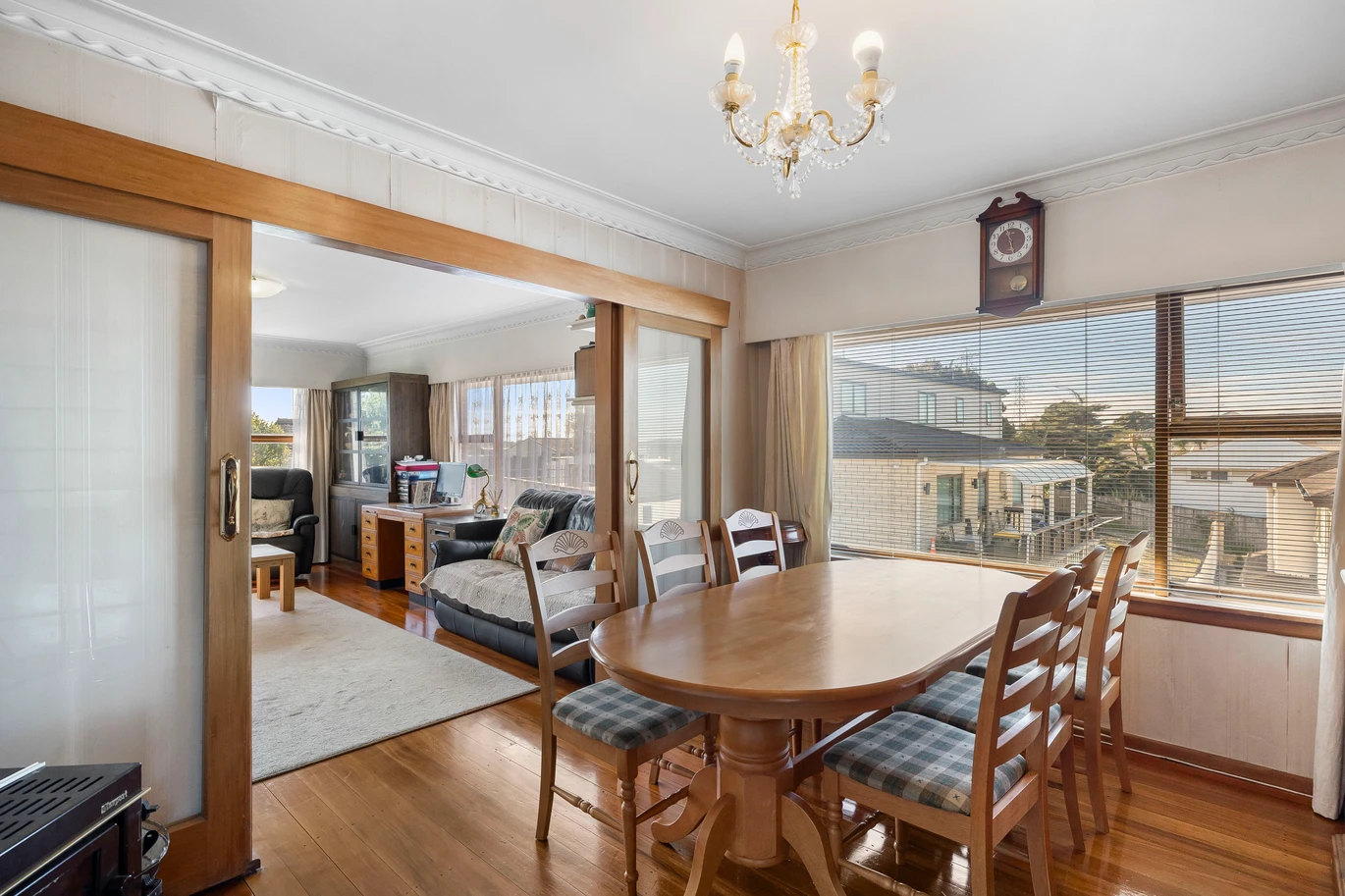 Once in nearly 25 years, 648m2 section, 225m2 Brick and tile 3 beds 1 bath house with double garage, workshop, a large rumpus and ample storage, Approx. 3 minutes to Sylvia Park Shopping Centre and motorway access, 87 Waipuna Road Mount Wellington, Auckland