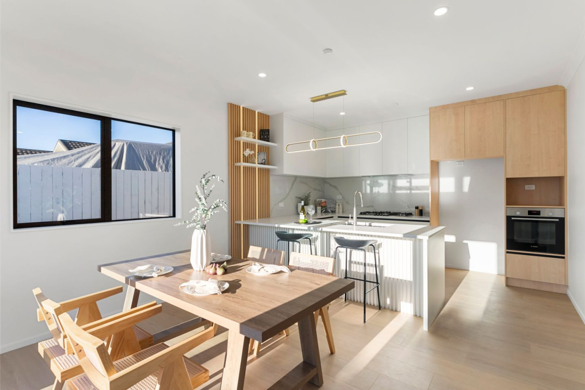 10 Year Master Builder Guarantee, 167m2 Brandnew standalone 4 beds 2.5 baths house with garage, plus a 24 months Builders Maintenance Guarantee, 6A Edendale Road, Somerville, Auckland