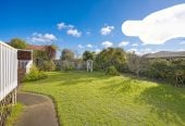 828m2 section, Brick and tile 3 beds 2 baths house with double garage, 27 Metcalfe Road, Ranui, Auckland