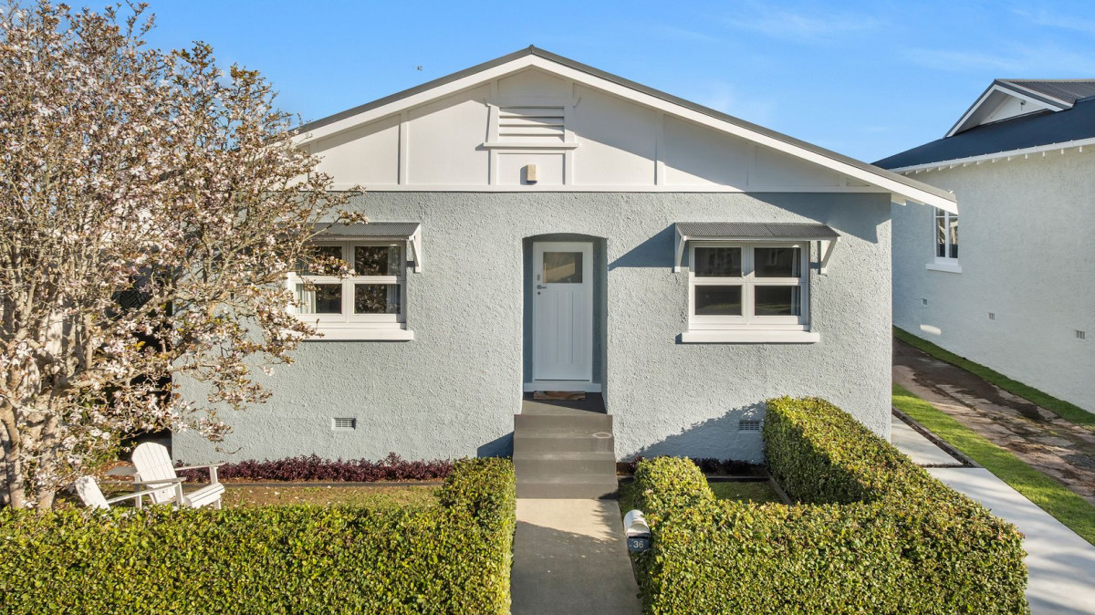 Owners Downsizing – Retirement Beckons, 522m2 section, Renovated 3 beds 2 baths house, 36 Old Mill Road, Grey Lynn, Auckland