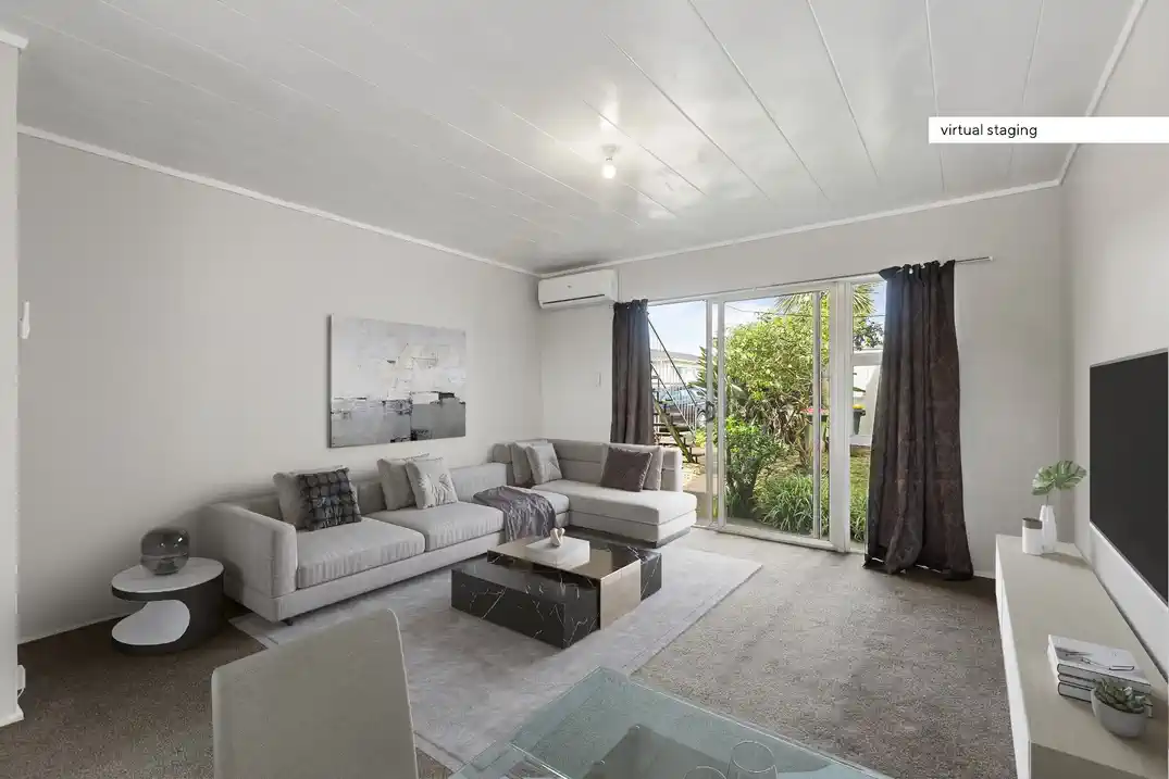 For rent, 2 beds 1 bath ground floor unit with carport, Available Now. 3/67a Princes Street, Otahuhu, Auckland