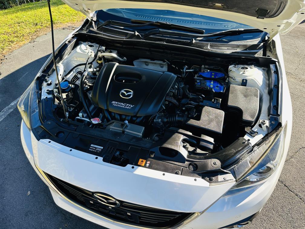 2014 Mazda Axela SPORTS !! HIGH SPEC !! Hatchback Tiptronic, 5 seats, New Import, Petrol, 1,500 cc, 31,843 km