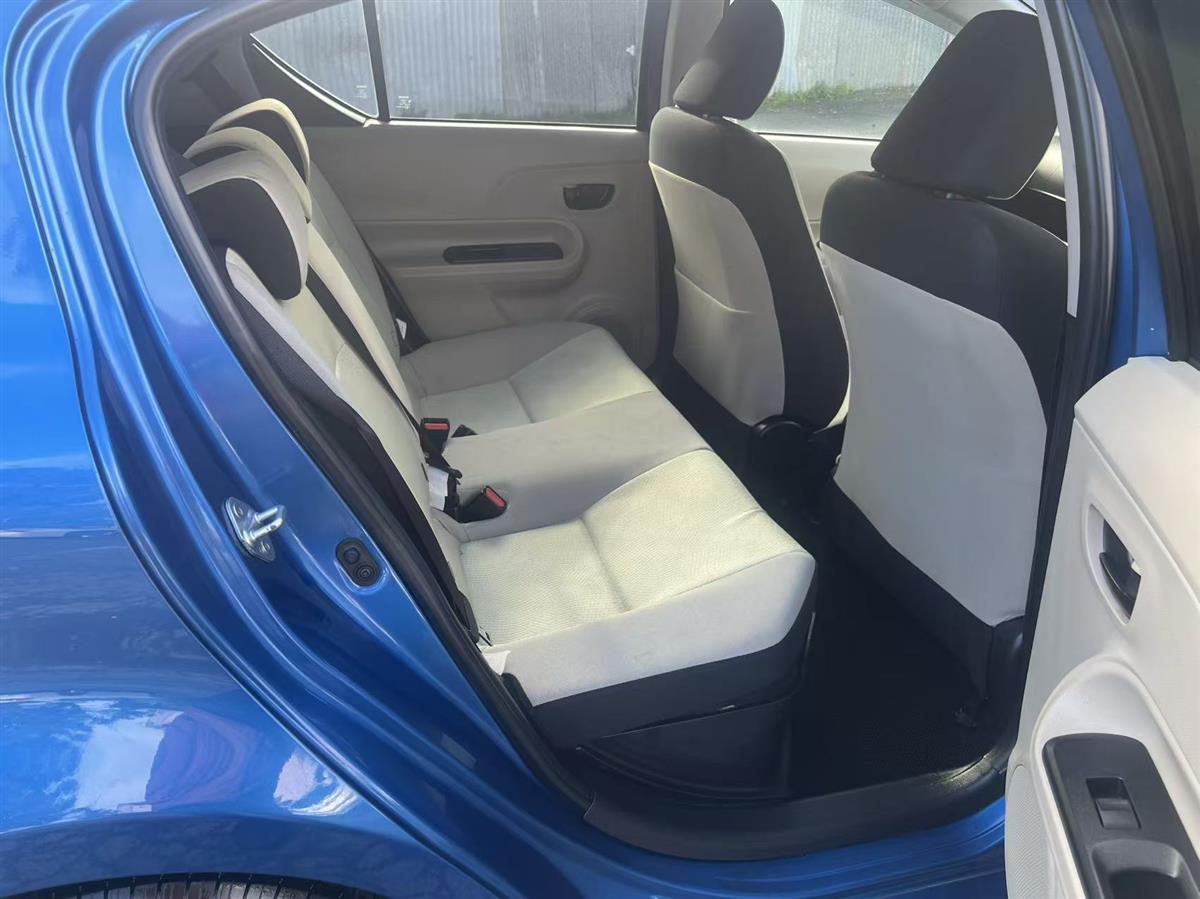 2012 Toyota Aqua G Hatchback Automatic, 5 seats, Hybrid, 1,496 cc, 128,356 km