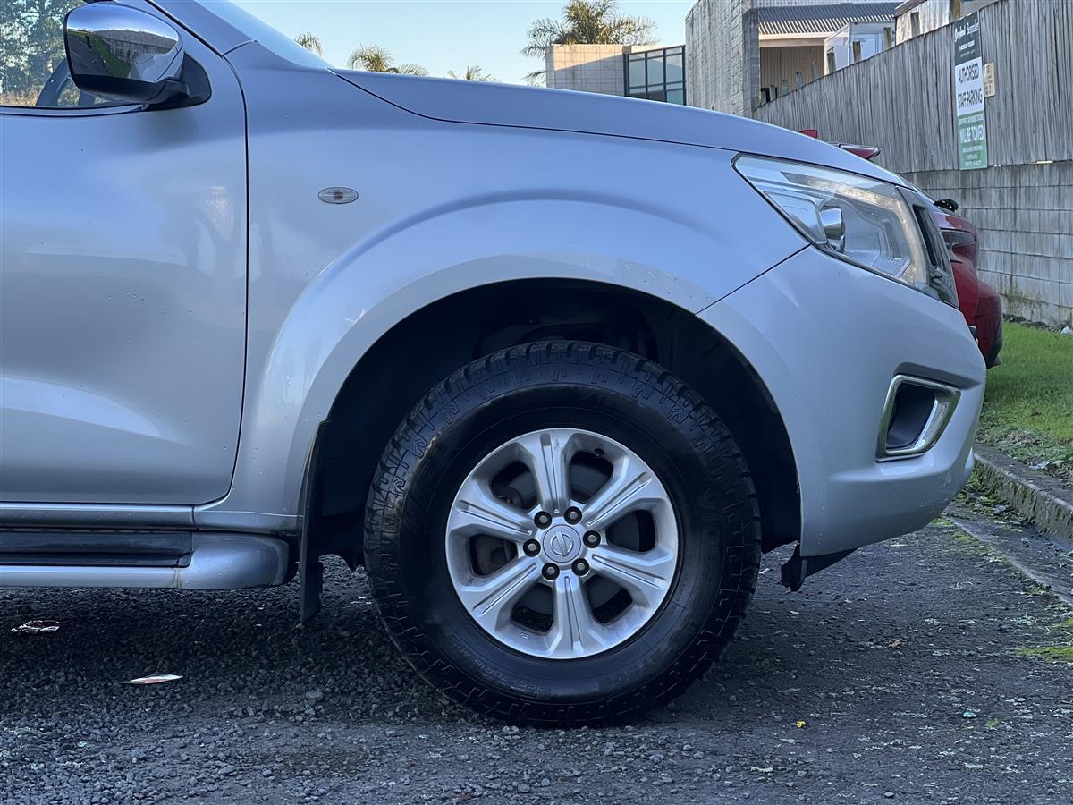 2015 Nissan Navara ST 2.3D/7AM/UT/4DR/5 Ute Automatic, 5 seats, 139,200 km