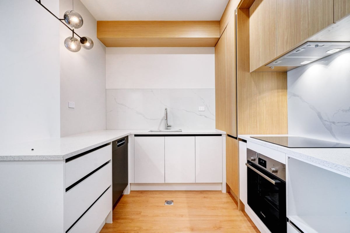 Water Views, Walk to Parks, Brandnew 3 beds 2.5 baths home with car park, 10&20/38 Fairlands Avenue, Waterview, Auckland