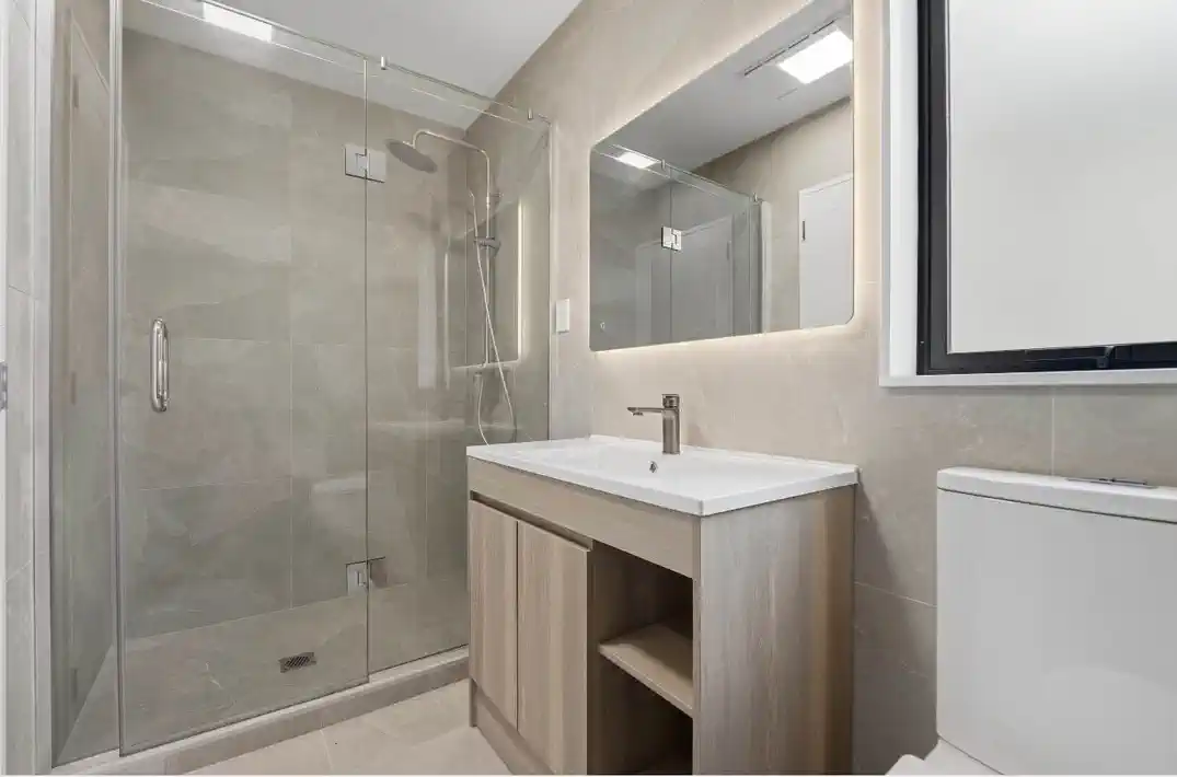 Brandnew standalone 4 beds 2.5 baths house with garage, 21 Karaka Village Parade, Karaka, Auckland