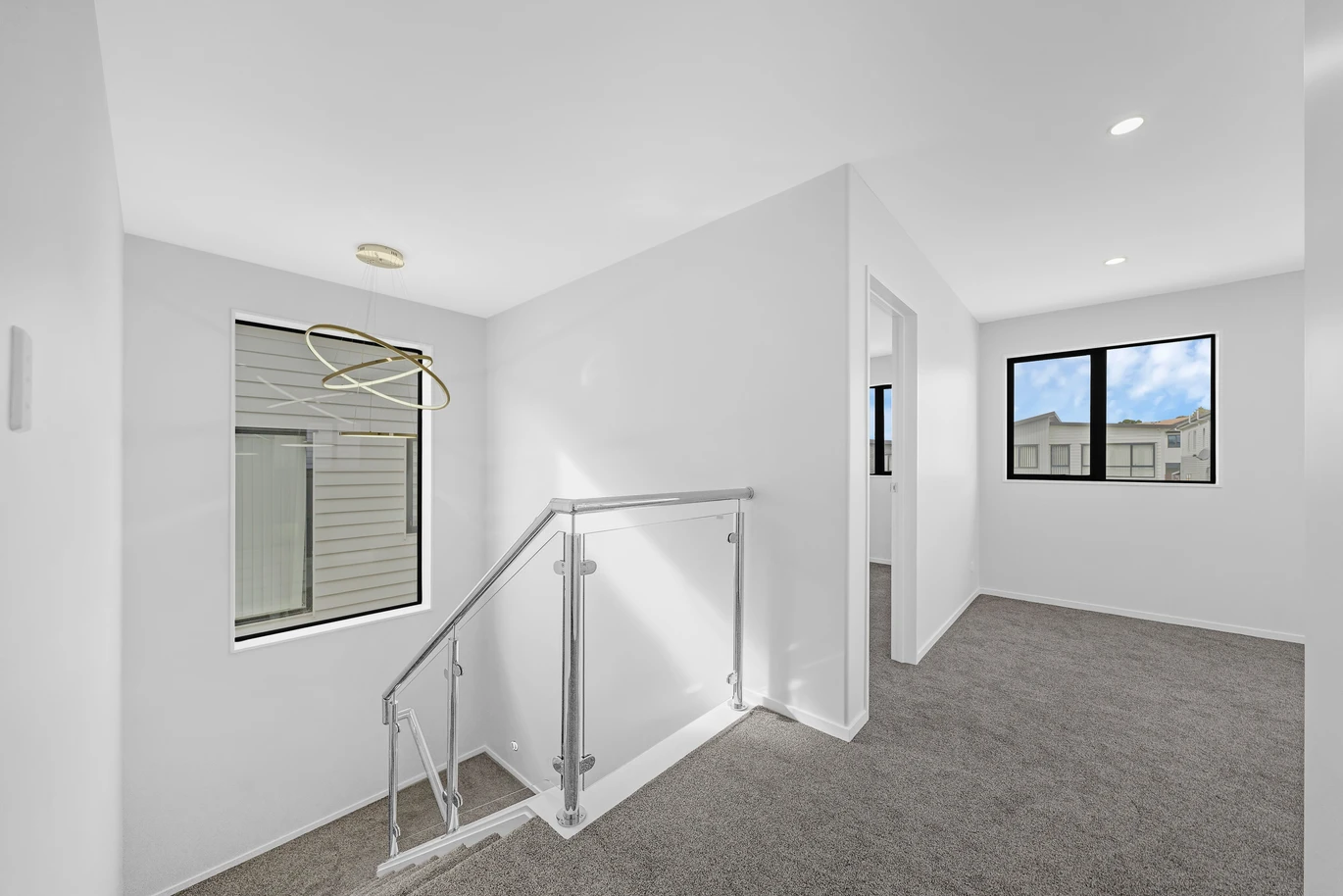 2 kitchens, 6 beds (2 ensuites) 4.5 baths house with garage and 1 bed granny, 65 Rashni Road Flat Bush, Auckland