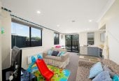 71sqm (Council) 2-storey, 2-bedroom + study, townhouse with 2-carparks in Mt Wellington, Currently tenanted (periodically) for $560/week, 47/51 Ireland Road, Mount Wellington, Auckland