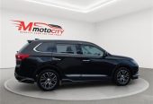 2017 Mitsubishi Outlander 7 Seats, 2.4 G Navi Package RV/SUV Automatic, 2,400 cc, 67,213 km