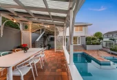 981m2 section, 404m2 character 5 beds 3 baths grand residence with triple garage, swimming pool, Beautifully landscaped gardens, 9 Worcester Road Meadowbank, Auckland