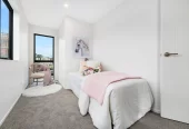 Freehold 3 beds 1.5 baths townhouse, 16 Papatahi Lane Flat Bush, Auckland