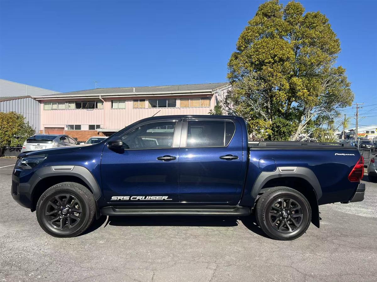 2024 Toyota Hilux SR5 CRUISER TD DC 2. Ute Automatic, 5 seats, Blue, Diesel, 2,755 cc, 36,944 km