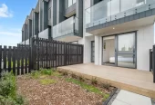 Parkside Living in an Exceptional Location, Brandnew 3 beds 2.5 baths home with garage, 1 bed 1 bath ground floor, 1 km to Ormiston Senior College, 41 Flat Bush School Road, Flat Bush, Auckland
