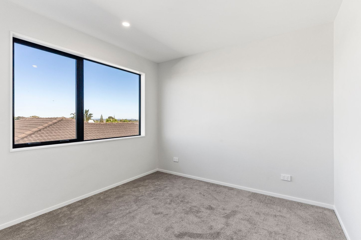 10 Year Master Builder Guarantee + 24 Months Builders Maintenance Guarantee, 133m2 Brandnew standalone 4 beds 2.5 baths home with garage, 1-4/37 Barneys Farm Road, Clendon Park, Auckland