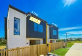 Urgent Sell! Westgate Duplex Move In Now, 3 beds 2.5 baths home with car park, The Vendor is very motivated, 168 Kerepi Street Westgate, Auckland