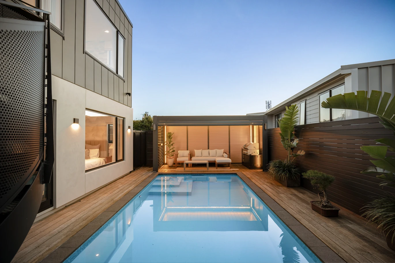 Pinnacle Bays Living | Zen, Water & Luxury, 374m2 Luxury 5 beds (5 ensuites) 5.5 baths house with double garage, swimming pool, and even a spectacular ‘sky lounge and office’ attic space, owners are onto new adventures and their instructions to sell are crystal clear, 2 Glen Atkinson Street St Heliers, Auckland