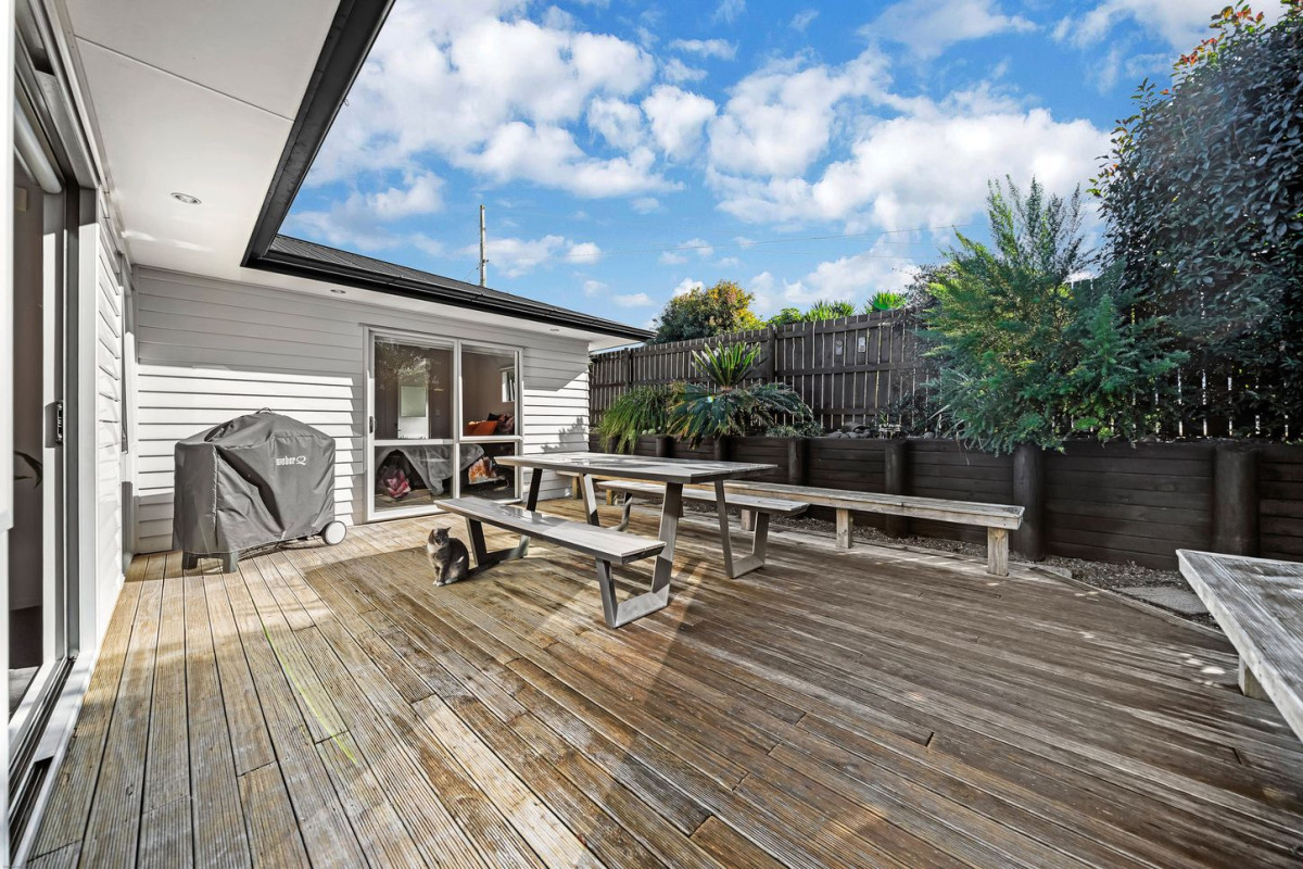 488m2 section, 136m2 Standalone 3 beds 2 baths house with garage, 24A Ingram Street, Papakura, Auckland