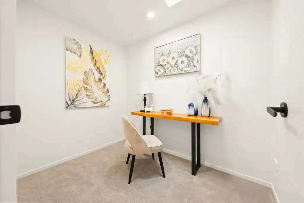 89m2 Freehold 2 beds (1 ensuite) + study space 2.5 baths home, Fully fenced, easy-care backyard, No body corporate or residents’ society fees, 0.2 km to Sylvia Park School, 10 Keate Place, Mt Wellington, Auckland