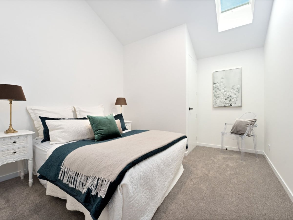 For rent, Brandnew 4 beds 2.5 baths house with garage, available now, 6 Dorset Down Drive, Karaka, Auckland