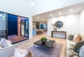 For rent, Brandnew 4 beds 2.5 baths house with garage, available now, 6 Dorset Down Drive, Karaka, Auckland