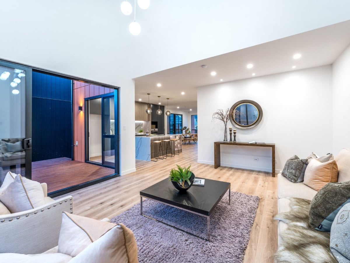 For rent, Brandnew 4 beds 2.5 baths house with garage, available now, 6 Dorset Down Drive, Karaka, Auckland