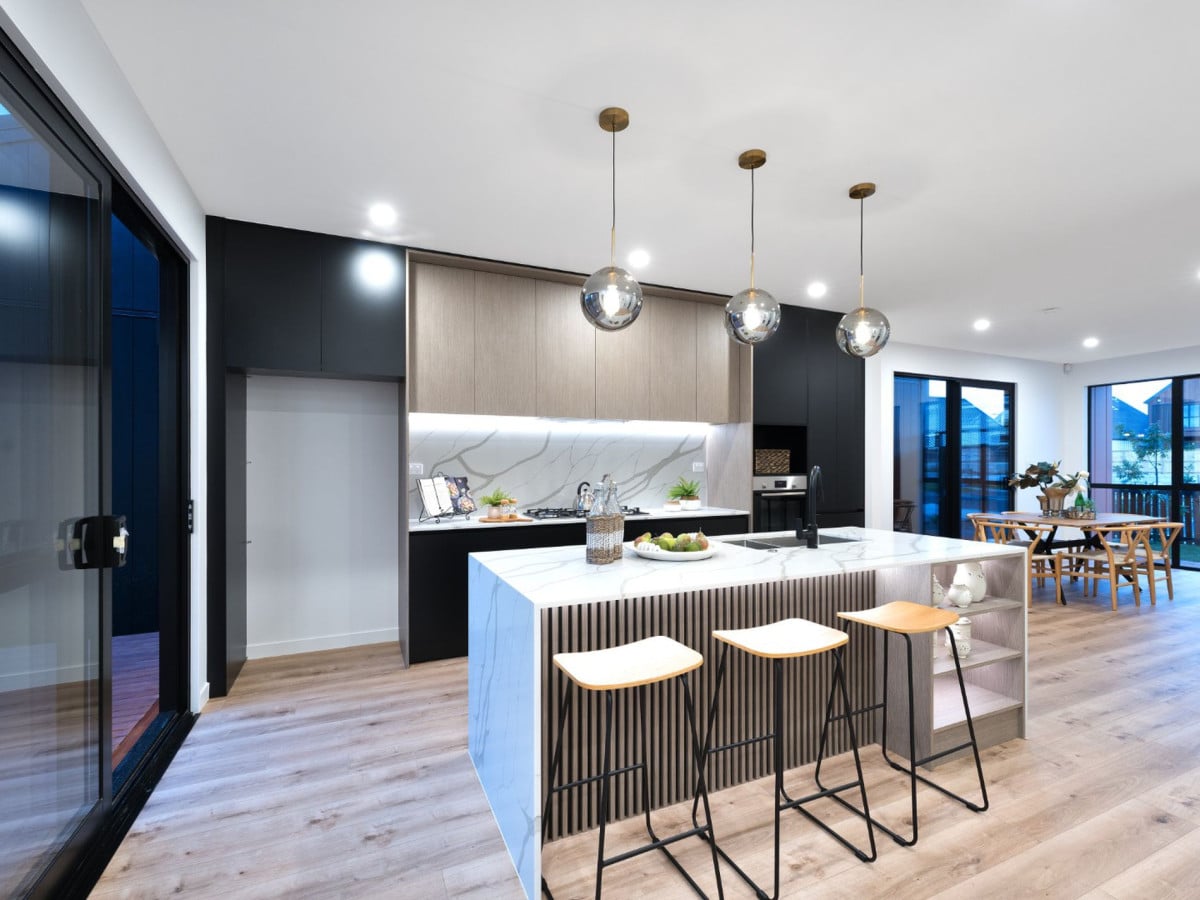 For rent, Brandnew 4 beds 2.5 baths house with garage, available now, 6 Dorset Down Drive, Karaka, Auckland
