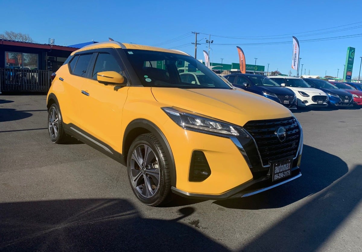 2020 Nissan Kicks X E POWER HYBRID, 1200cc, 43,100 kms