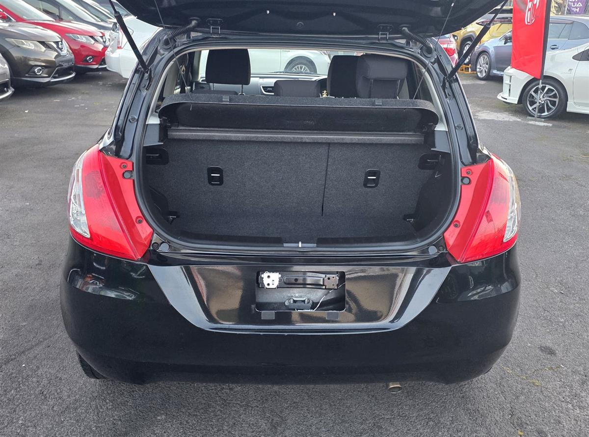 2015 Suzuki Swift Push Start**Keyless Entry**2 Smart Keys** Hatchback Automatic, 1,242 cc, 125,971 km
