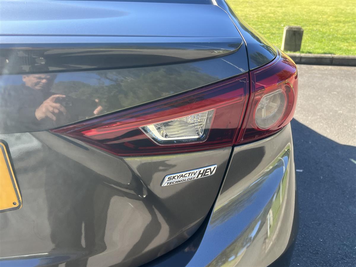 2014 Mazda Axela HIGH SPEC HUD LEATHER SEATS Sedan Automatic, Hybrid, 2,000 cc, 53,981 km