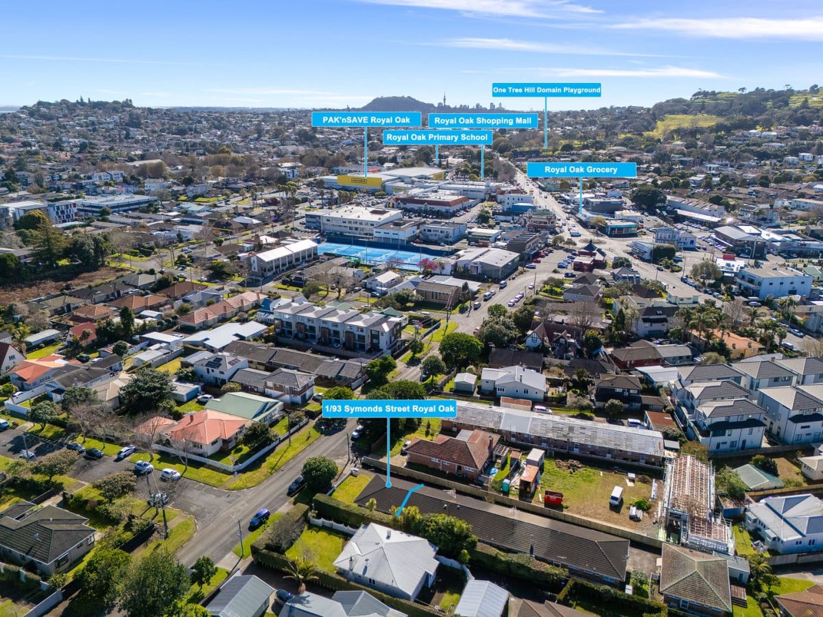 Brick and tile 3 beds 1 bath home with garage, 1/93 Symonds Street, Royal Oak, Auckland