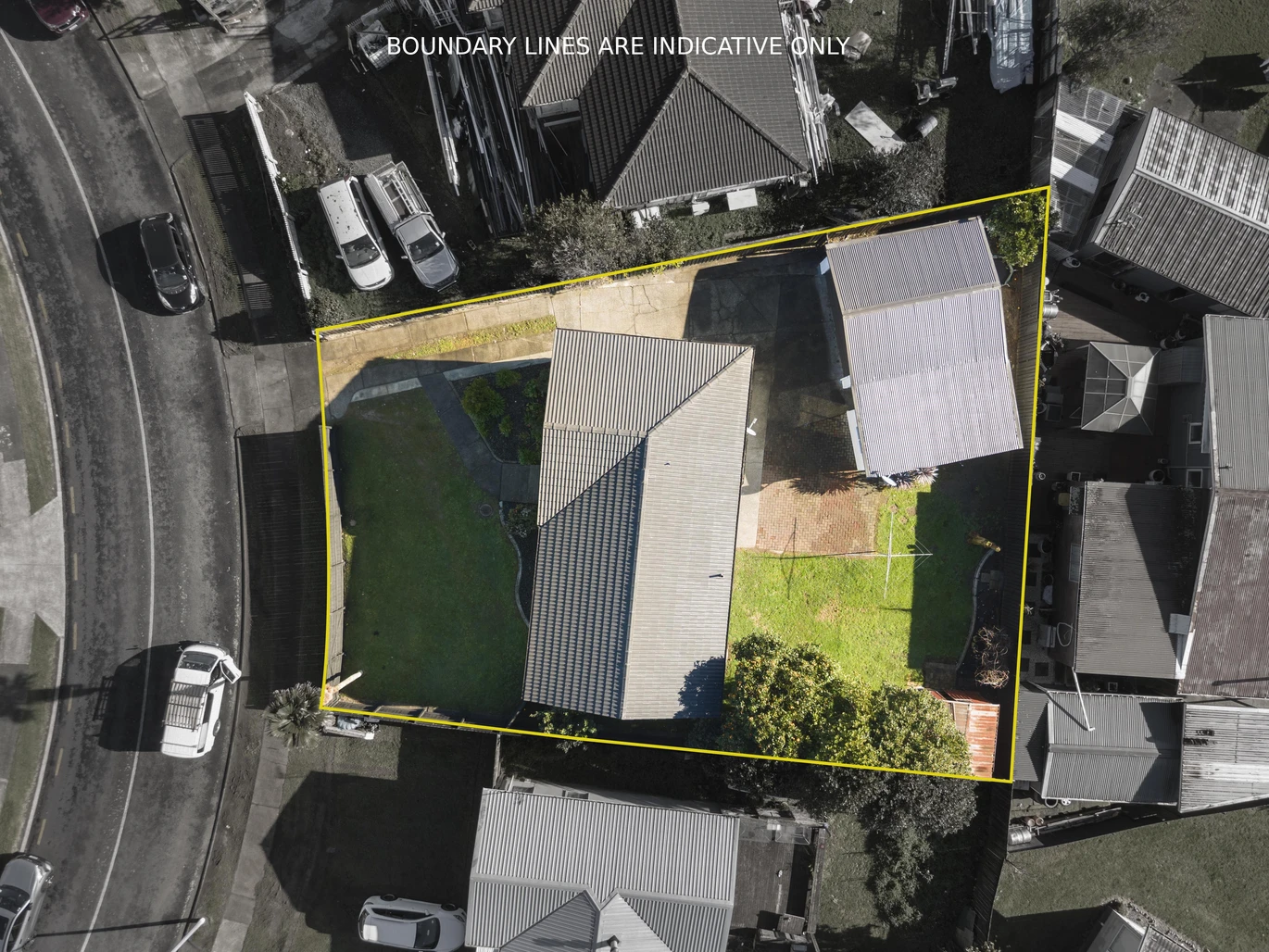 607m2 section, Renovated 3 beds 1 bath house, a large double garage includes an extension with a utility room, 5 Bedlington Avenue Manurewa, Auckland