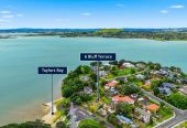 986m2 section with Sea Views, THE VENDOR IS CURRENTLY IN THE PROCESS OF OBTAINING A RESOURCE CONSENT for a four-lot subdivision with two vehicle crossings. 6 Bluff Terrace, Hillsborough, Auckland