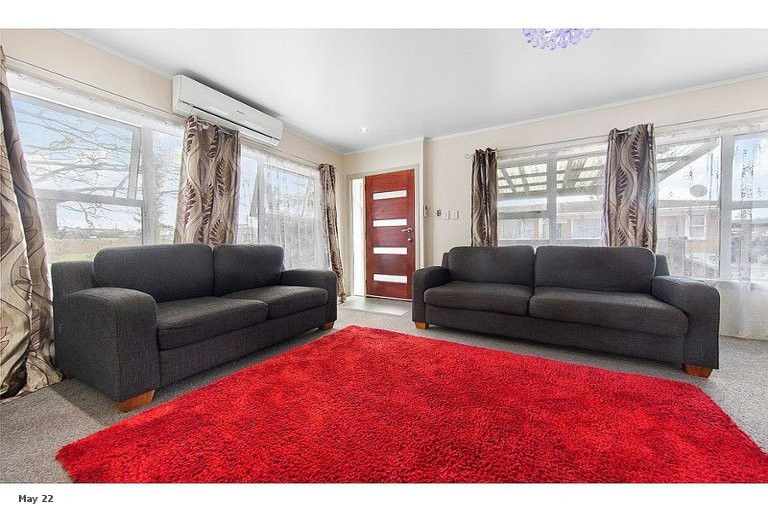 Present Your Offer !! Motivated Owner, Brick and tile 1 bed 1 bath unit with car parks and private courtyard, 3/10 Lotus Lane, Mangere East, Auckland