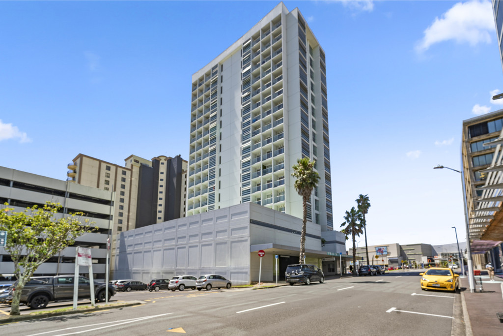 36m2 1 bed 1 bath apartment with 1 car park, 301/17 Amersham Way, Manukau, Auckland
