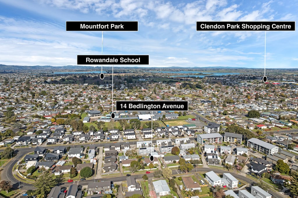 607m2 section, Renovated 3 beds 1 bath house with a large single garage plus a generous utility room, currently rented for $680 per week, 14 Bedlington Avenue, Manurewa, Auckland
