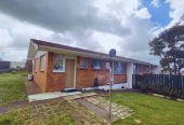 Brick and tile 2 beds 1 bath home with car park, Papatoetoe, Auckland