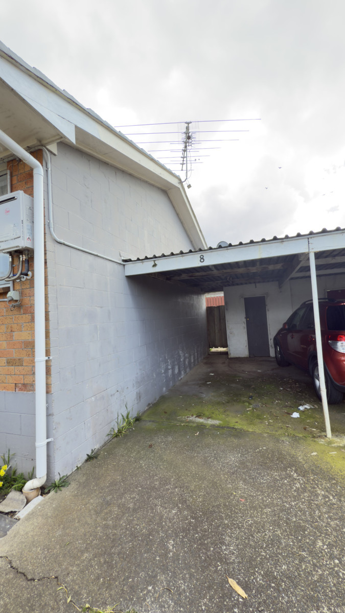 Brick and tile 2 beds 1 bath home with car park, Papatoetoe, Auckland