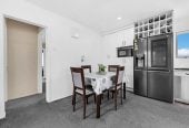 Owners Moving Aussie, Renovated 3 beds 1 bath house, Manurewa South School right next door, Manurewa, Auckland