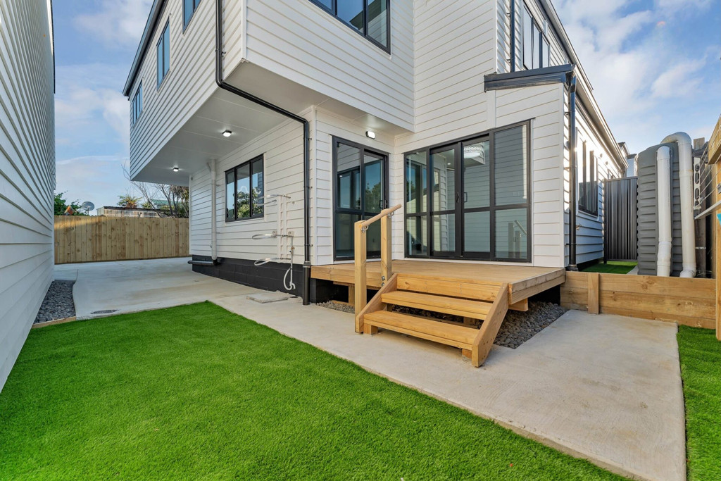Brandnew 4 beds 2.5 baths home with car parks, Manurewa, Auckland