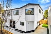 Brandnew 4 beds 2.5 baths home with car parks, Manurewa, Auckland