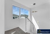 Standalone 4 beds 2.5 baths home with garage, Weymouth, Auckland