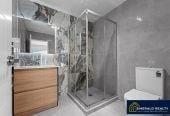 Standalone 4 beds 2.5 baths home with garage, Weymouth, Auckland