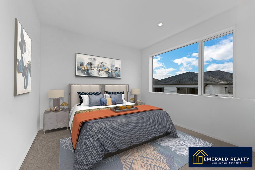 Standalone 4 beds 2.5 baths home with garage, Weymouth, Auckland