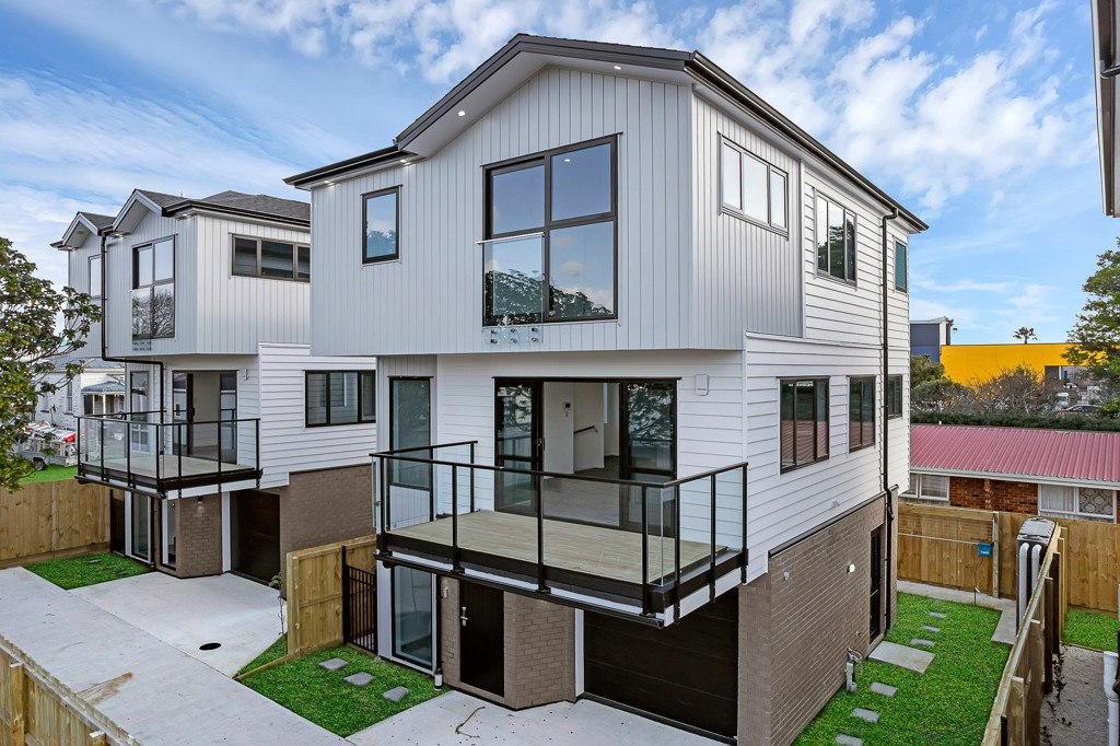 180m2 Brandnew standalone 4 beds 3 baths home with garage, Otahuhu, Auckland
