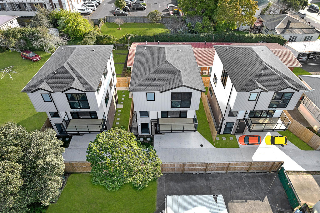 180m2 Brandnew standalone 4 beds 3 baths home with garage, Otahuhu, Auckland