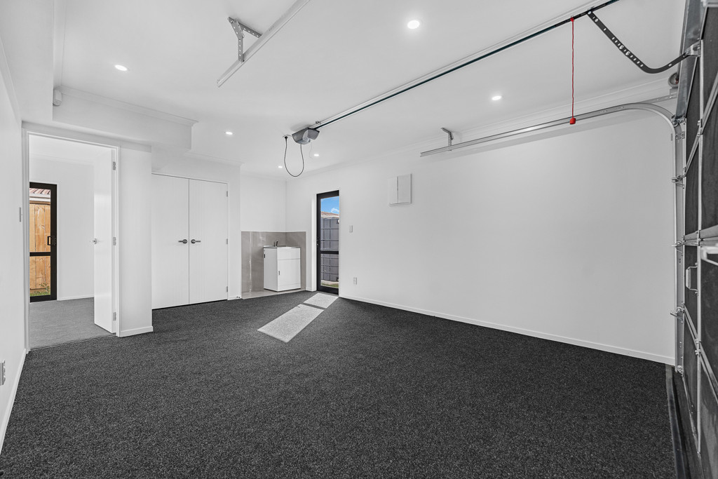 180m2 Brandnew standalone 4 beds 3 baths home with garage, Otahuhu, Auckland