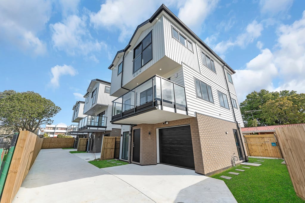 180m2 Brandnew standalone 4 beds 3 baths home with garage, Otahuhu, Auckland